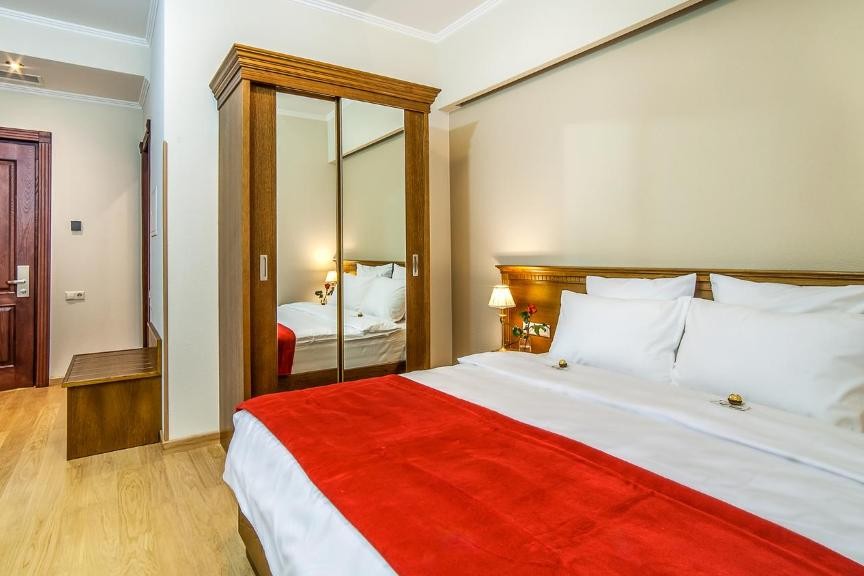 Hotel Porta Caucasia Kazbegi